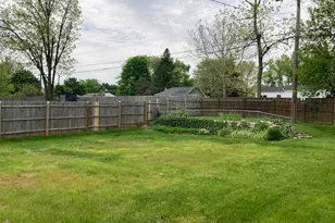 3300 Fernwood Ave, Ann Arbor, MI 48108 - Photo 15