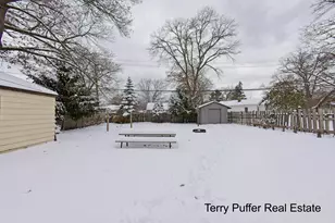 2206 Oak Ave, Muskegon, MI 49445 - Photo 23