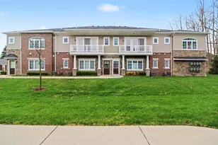 5610 Arbor Chase Dr, Ann Arbor, MI 48103 - Photo 3