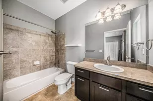 5610 Arbor Chase Dr, Ann Arbor, MI 48103 - Photo 35