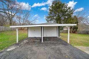 328 Adams St, Jackson, MI 49202 - Photo 31