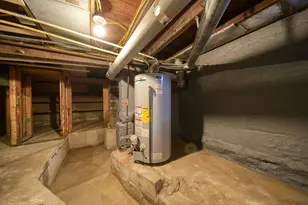 328 Adams St, Jackson, MI 49202 - Photo 27