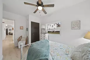 328 Adams St, Jackson, MI 49202 - Photo 15