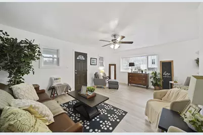 328 Adams Street, Jackson, MI 49202 - Photo 7