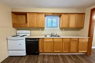 734 Verona Rd, Marshall, MI 49068 - Photo 5