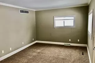 408 S Clay St, Sturgis, MI 49091 - Photo 7