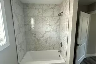 603 Catherine Ave, Muskegon, MI 49442 - Photo 9