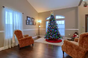 2384 Hay Creek Dr, Pinckney, MI 48169 - Photo 7