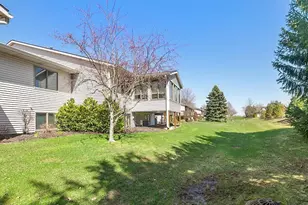 886 Creekridge Dr, Holland, MI 49423 - Photo 19