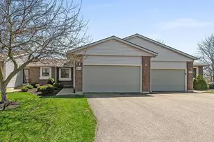 886 Creekridge Dr, Holland, MI 49423 - Photo 1