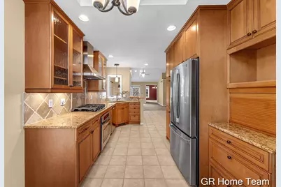 1946 Cross Bend Street NE #35, Grand Rapids, MI 49505 - Photo 19