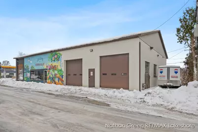 205 W Main Street, Fennville, MI 49408 - Photo 5