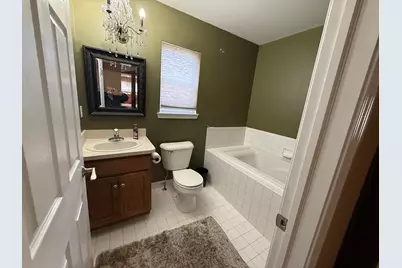 32037 Red Creek Drive, Chesterfield, MI 48047 - Photo 9