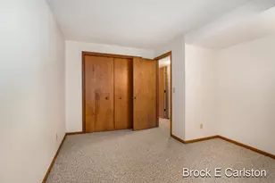 1231 Creekview Dr, Muskegon, MI 49441 - Photo 25