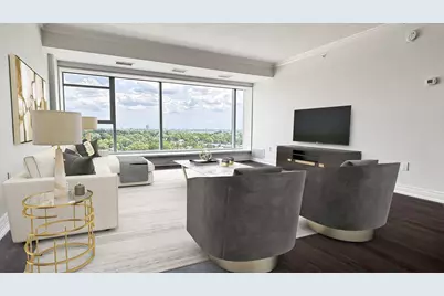 555 S Old Woodward Avenue #1205, Birmingham, MI 48009 - Photo 3