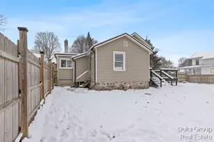 73 Mill St, Saranac, MI 48881 - Photo 23