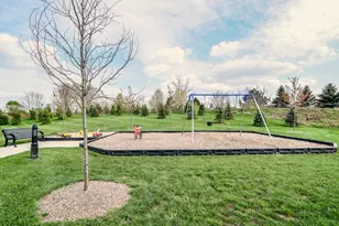 922 W Summerfield Gln Cir, Ann Arbor, MI 48103 - Photo 25