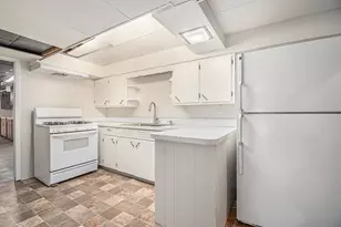 1717 Gentian Dr SE, Grand Rapids, MI 49508 - Photo 17