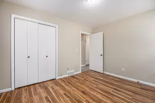 1717 Gentian Dr SE, Grand Rapids, MI 49508 - Photo 9