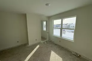 2827 Foxglove Ln, Kentwood, MI 49512 - Photo 9