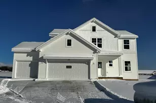 690 Lincoln Lawns Dr NW, Grand Rapids, MI 49534 - Photo 1