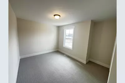 690 Lincoln Lawns Drive NW, Grand Rapids, MI 49534 - Photo 11