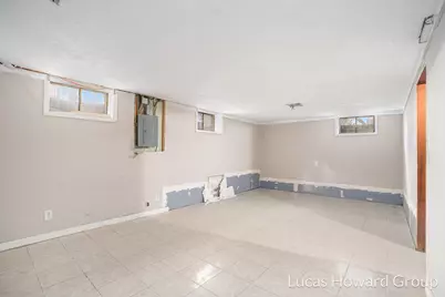 305 E Pine Street, Fremont, MI 49412 - Photo 17