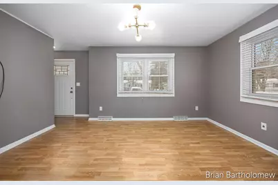 147 Gaylord Drive, Rockford, MI 49341 - Photo 11