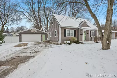 147 Gaylord Drive, Rockford, MI 49341 - Photo 9