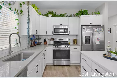 144 Tamarack Lane NE #1B, Rockford, MI 49341 - Photo 9