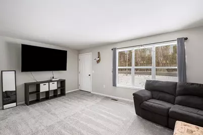 820 Emory Street, Howard City, MI 49329 - Photo 5