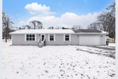 820 Emory Street, Howard City, MI 49329 - Photo 3