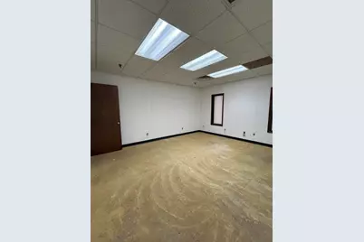 9340 Shaver Road #A, Portage, MI 49024 - Photo 7