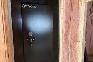 400 Sabine Dr, Muskegon, MI 49442 - Photo 21