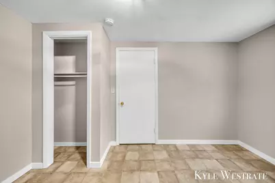 856 Tenth Street NW, Grand Rapids, MI 49504 - Photo 5