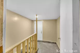 856 10th St NW, Grand Rapids, MI 49504 - Photo 15