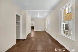856 10th St NW, Grand Rapids, MI 49504 - Photo 3