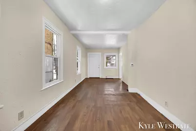 856 Tenth Street NW, Grand Rapids, MI 49504 - Photo 9