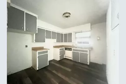 839 N East Avenue, Jackson, MI 49202 - Photo 5