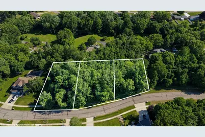 1950 N Donna Drive, Stevensville, MI 49127 - Photo 9