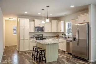 7177 Longview Ct, Delton, MI 49046 - Photo 13