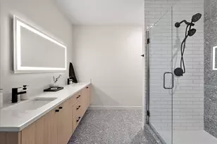 144 Oakes St SW, Grand Rapids, MI 49503 - Photo 23