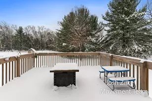 6027 Vesper Dr, Muskegon, MI 49442 - Photo 7