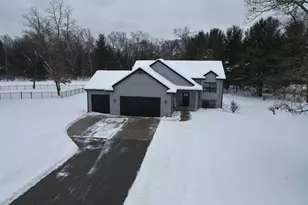 6027 Vesper Dr, Muskegon, MI 49442 - Photo 51