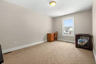 518 Foxmoor Dr, Plainwell, MI 49080 - Photo 19