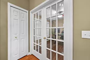 54880 Burlington Dr, Shelby Twp, MI 48315 - Photo 11