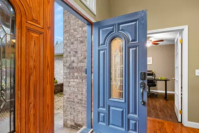 54880 Burlington Drive, Shelby Twp, MI 48315 - Photo 9