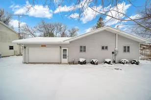 318 Cedar St, Brooklyn, MI 49230 - Photo 3