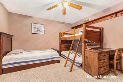 2826 Alger Street SE, Grand Rapids, MI 49546 - Photo 17