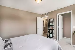 2425 Sagebrush St, Kalamazoo, MI 49006 - Photo 11